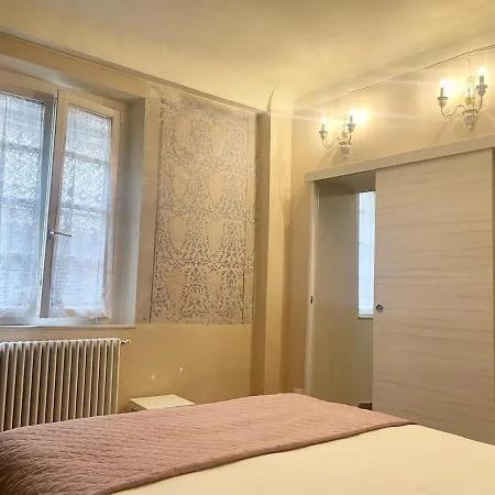 بيت ضيافة Apartment With 2 Suites In Center Of Lucca لوكا
