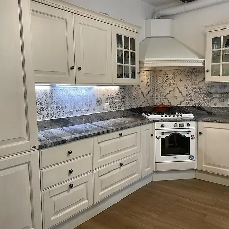Apartment With 2 Suites In Center Of Lucca لوكا